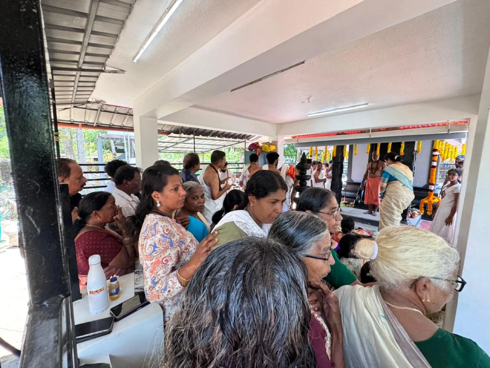 Sri Yogi Guruji among devotees
