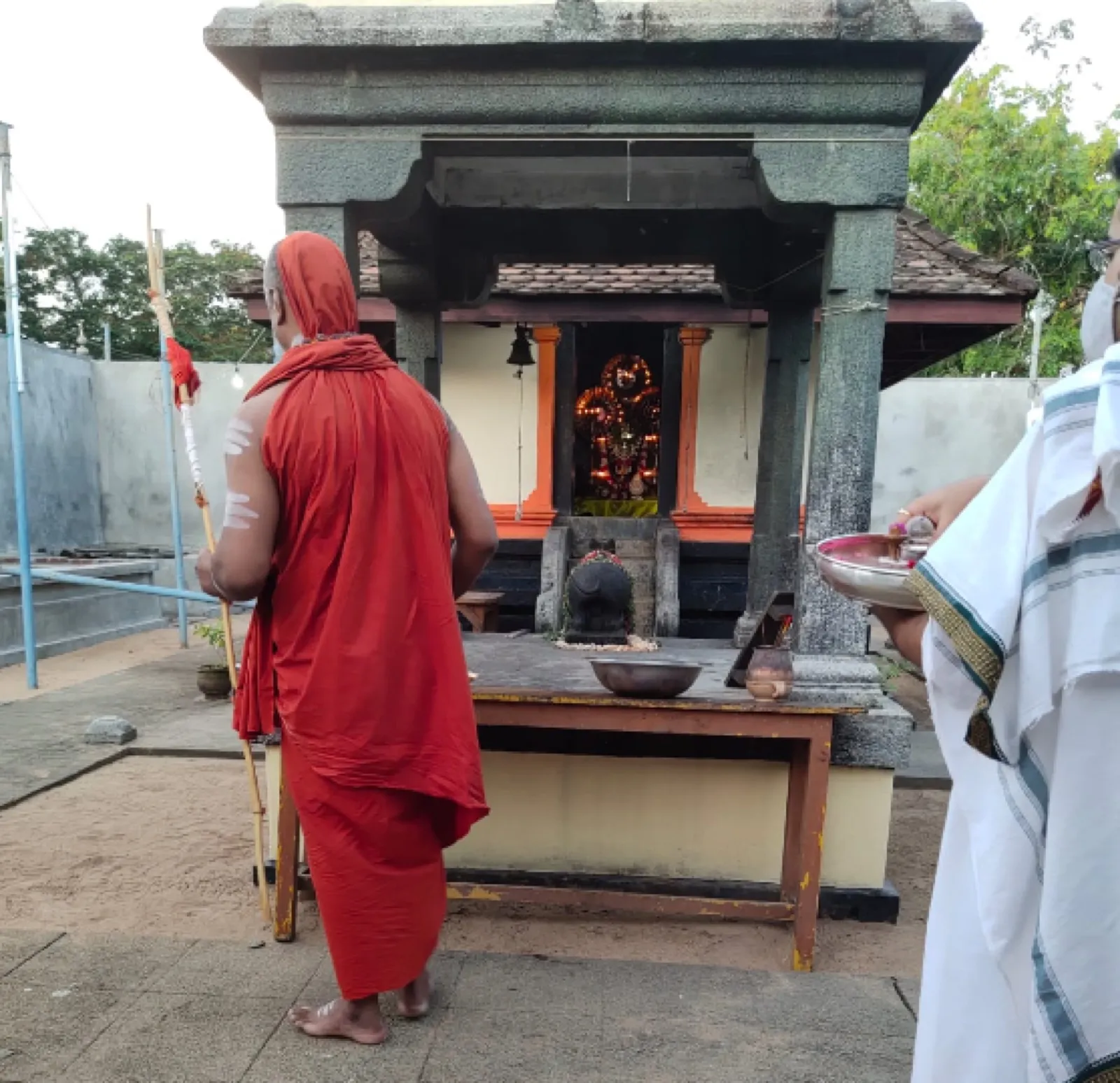Sri Yogi Guruji at Sree Kalakandeshwara Temple
