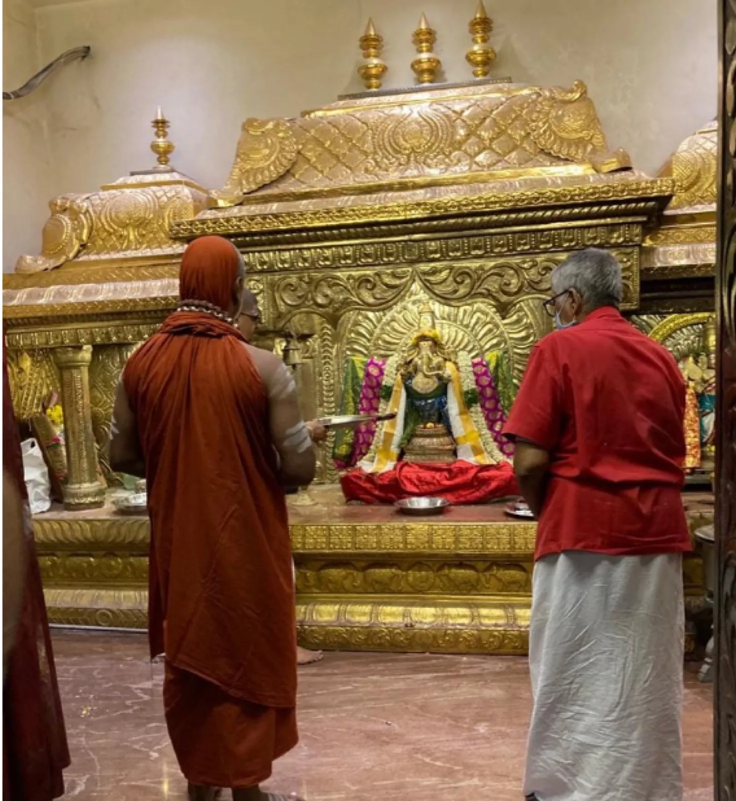 Sri Yogi Guruji on pilgrimage in Pondicherry