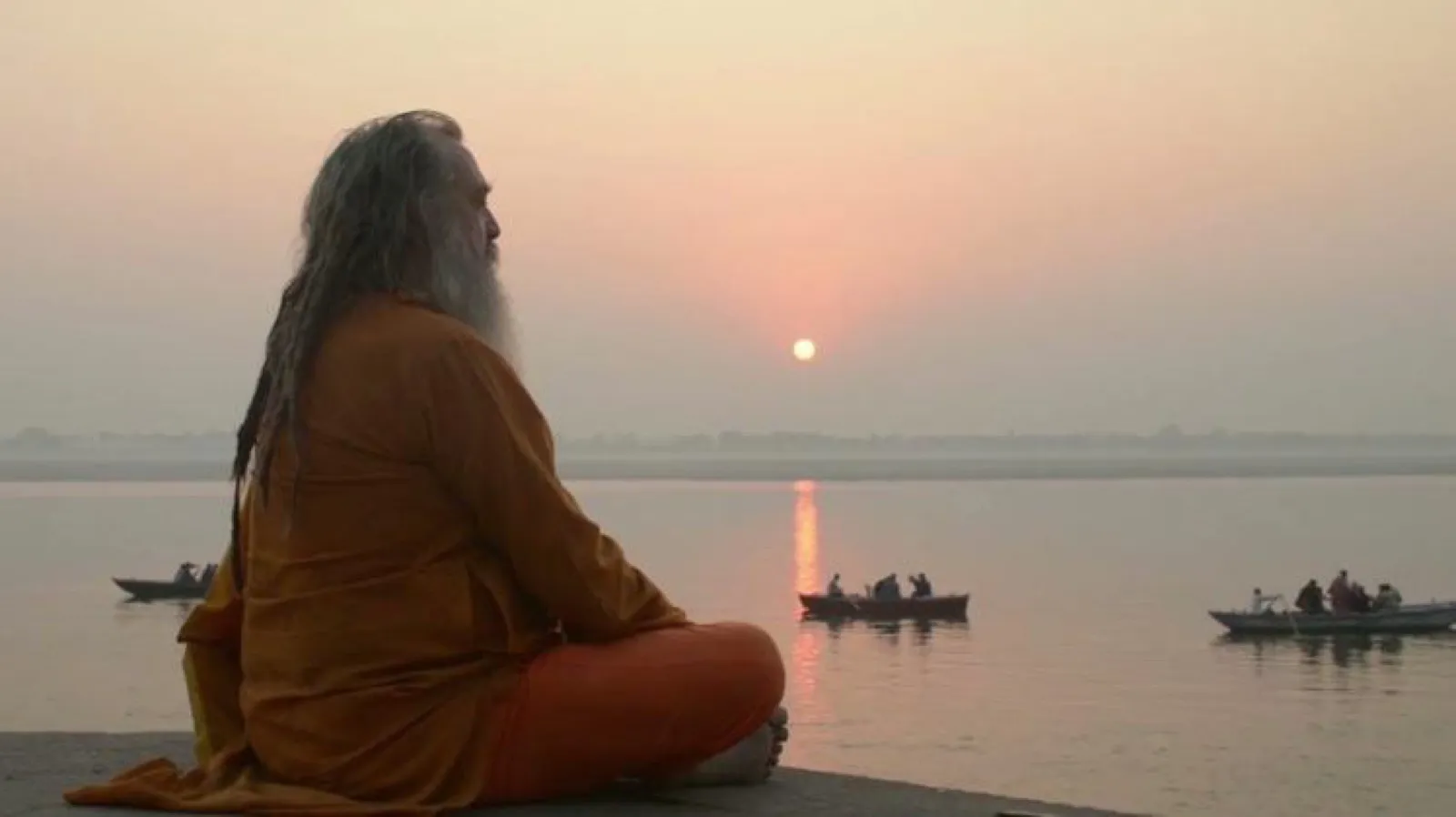 Sri Yogi Guruji during his yatra to Kashi