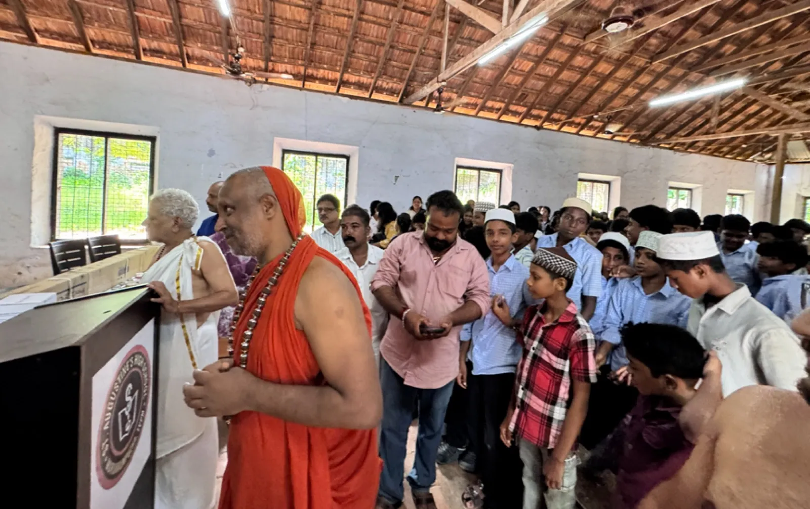 Sri Yogi Guruji on pilgrimage in Kerala