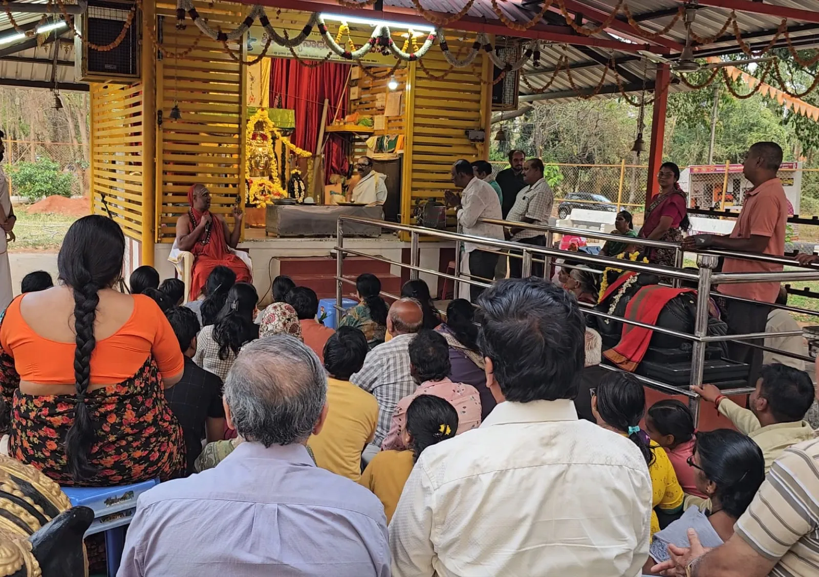 Sri Yogi Guruji among devotees